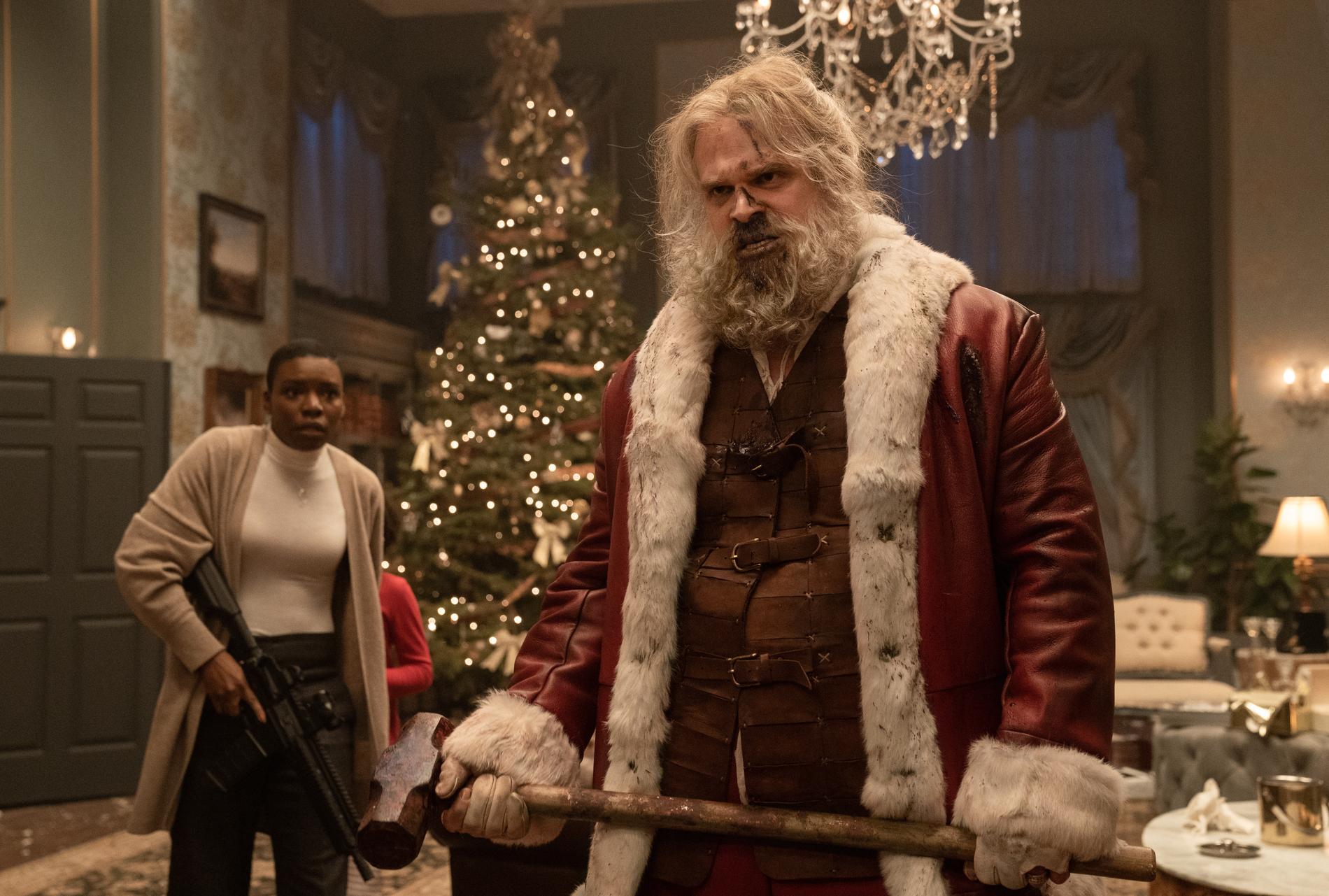 Recensione del film Violent Night: Babbo Natale prende a calci in culo