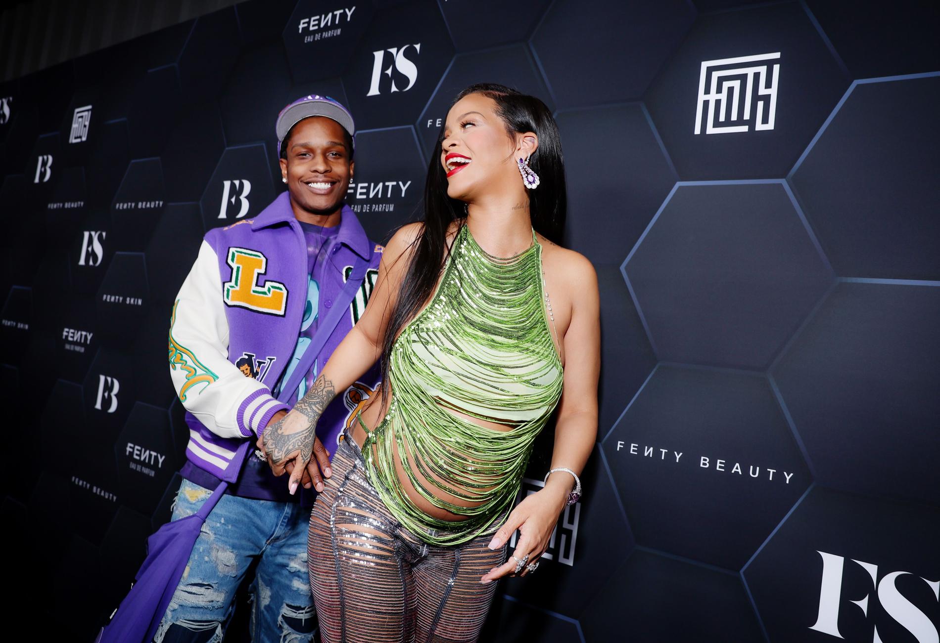 Rihanna e A$AP Rocky festeggiano il primo compleanno del figlio con nuove foto